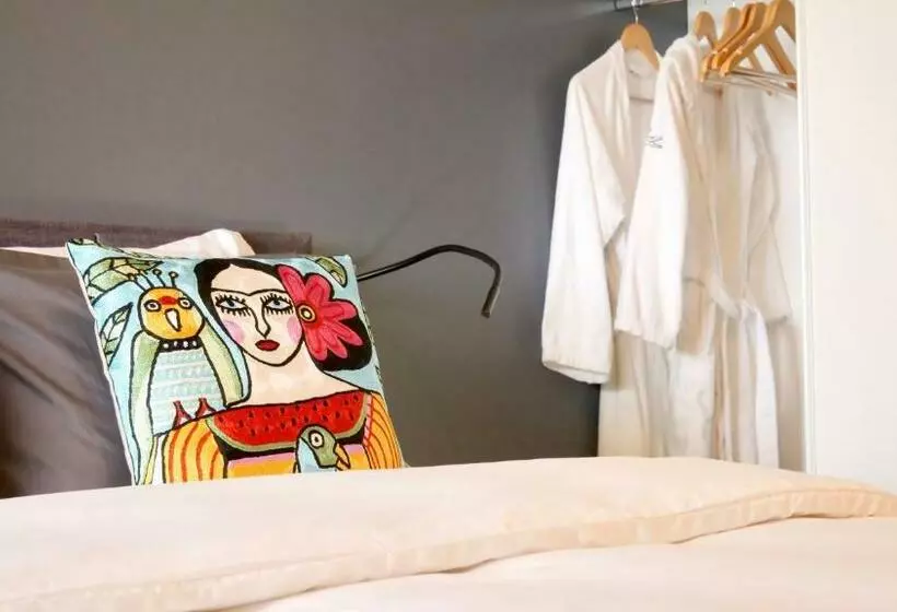 ベッドアンドブレックファースト Chambre D Hôtes Sur île De Nantes