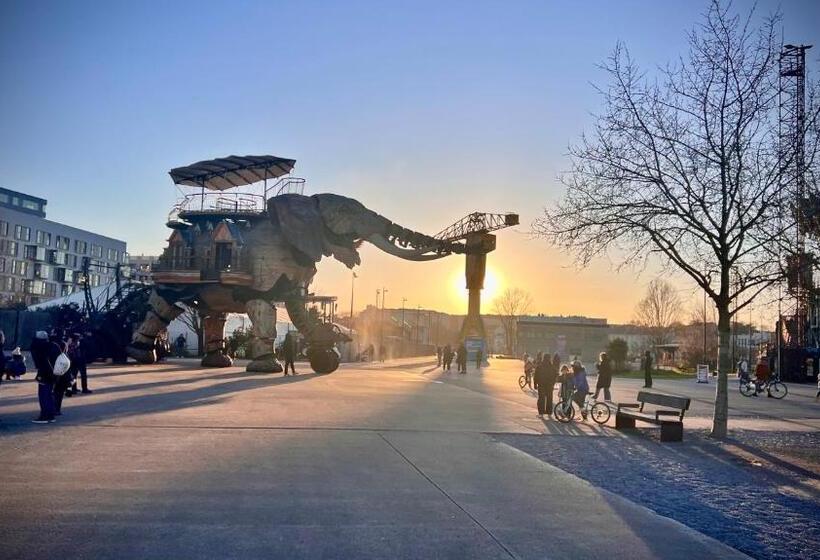 تختخواب و صبحانه Chambre D Hôtes Sur île De Nantes