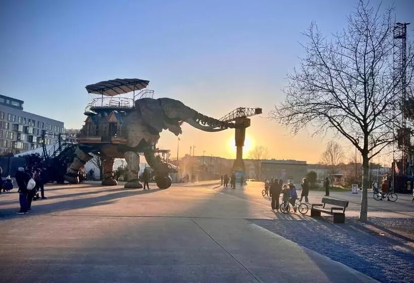 ベッドアンドブレックファースト Chambre D Hôtes Sur île De Nantes