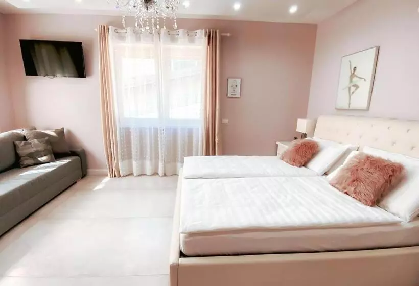 تختخواب و صبحانه Klemi, Rooms In Old Town Dolomia Best Home Check In Automatico