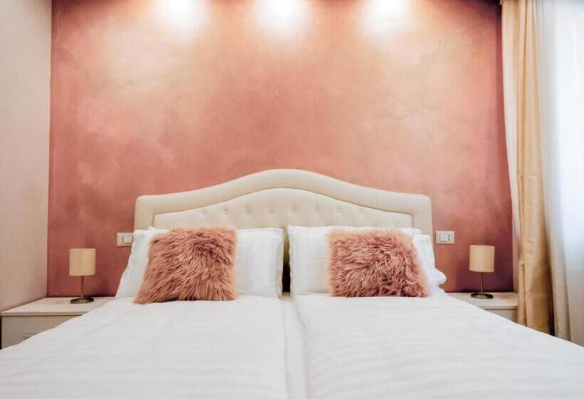 تختخواب و صبحانه Klemi, Rooms In Old Town Dolomia Best Home Check In Automatico