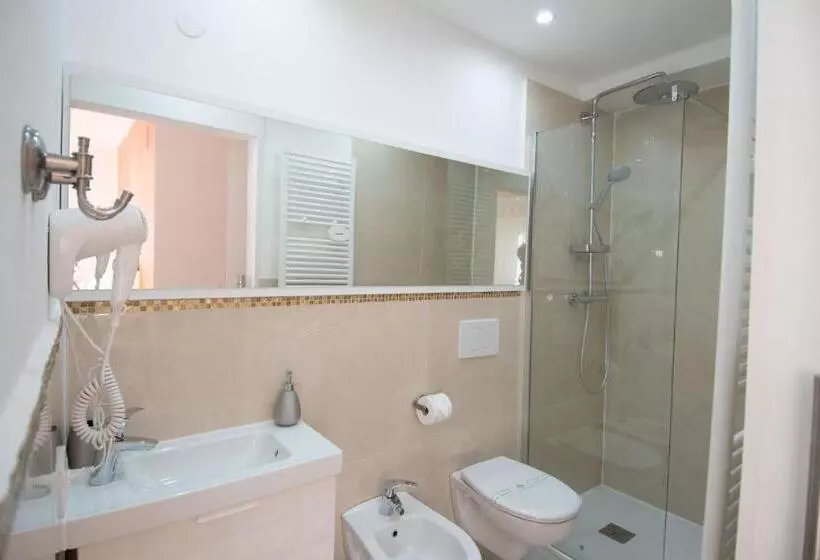 تختخواب و صبحانه Klemi, Rooms In Old Town Dolomia Best Home Check In Automatico