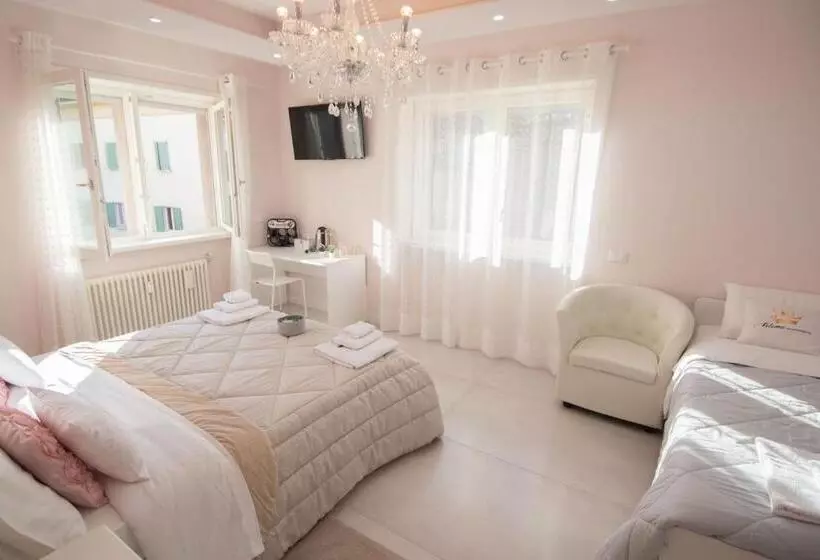 تختخواب و صبحانه Klemi, Rooms In Old Town Dolomia Best Home Check In Automatico