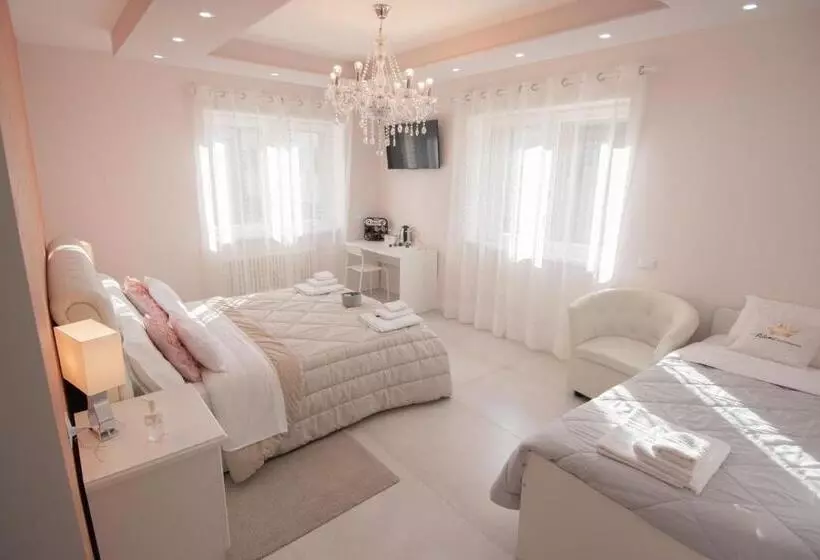 تختخواب و صبحانه Klemi, Rooms In Old Town Dolomia Best Home Check In Automatico