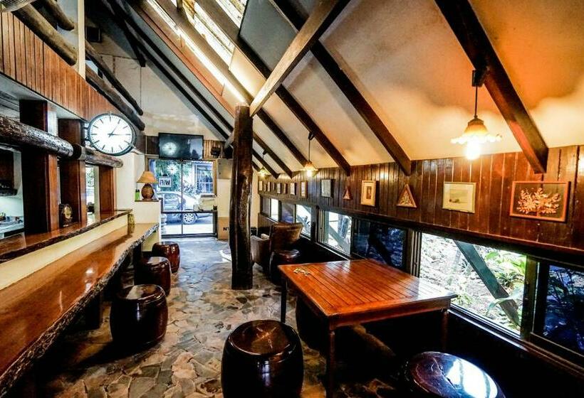 Hotelli Baan Chai Dan