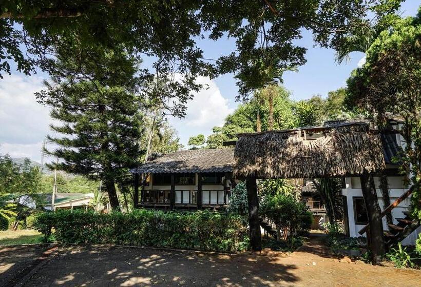 Hotelli Baan Chai Dan