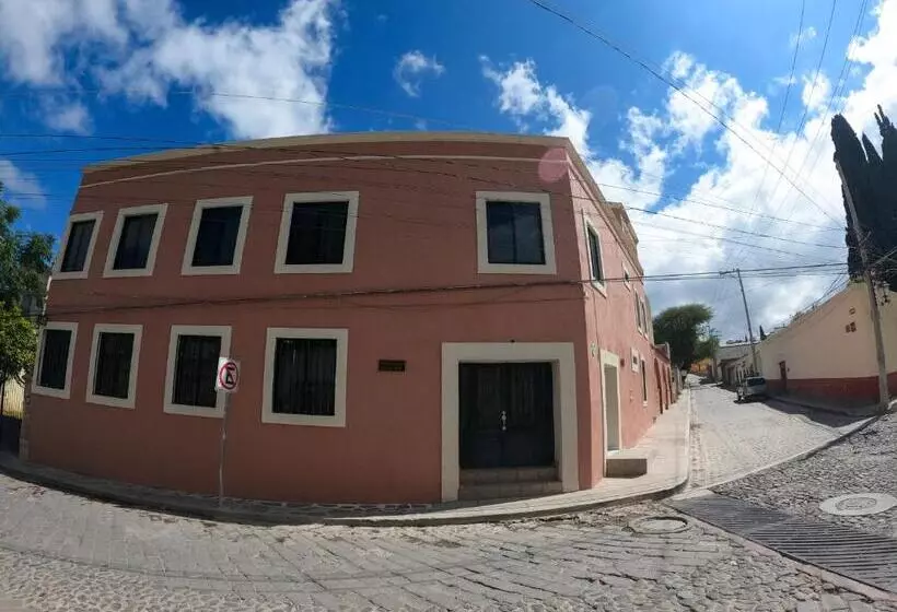 هتل Hai Do