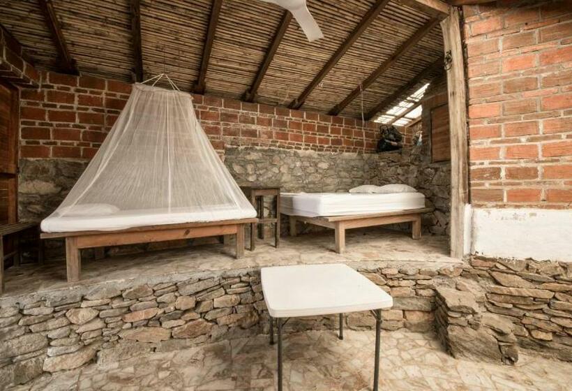 پانسیون Casa De Las Olas