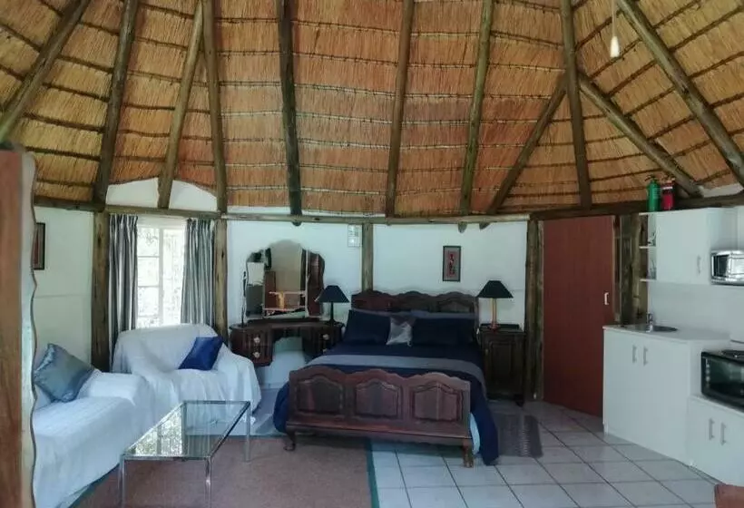 ペンション Clarens Socialites, Thatch Cottage #1