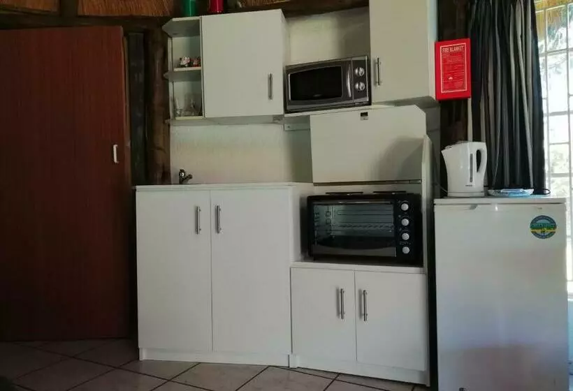 ペンション Clarens Socialites, Thatch Cottage #1