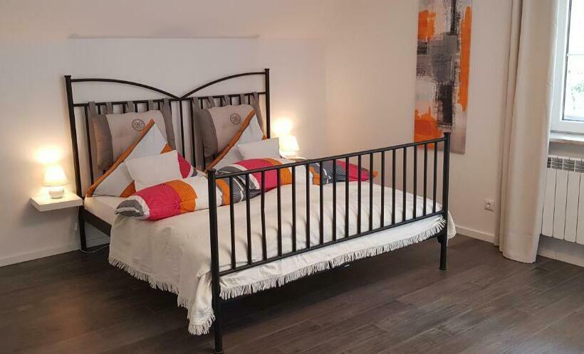 بنسيون Haus Sonnenblick  Apartments