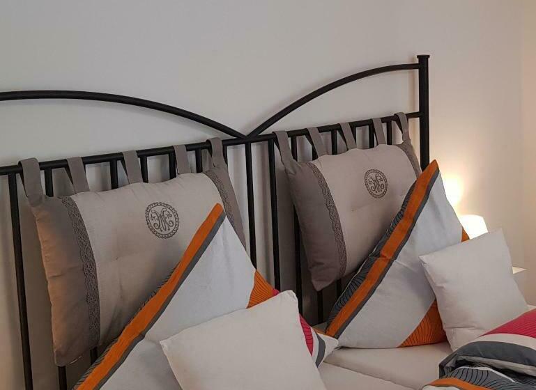 بنسيون Haus Sonnenblick  Apartments