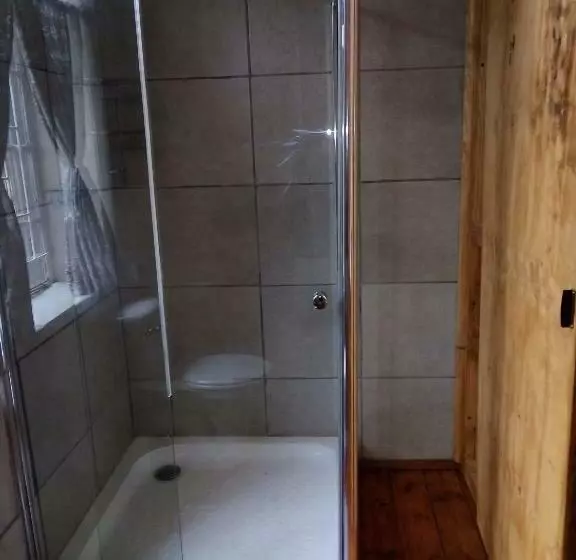 پانسیون Reis N Rus