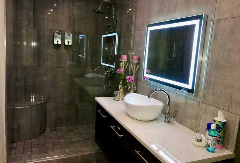 פנסיון The Ranch Guesthouse