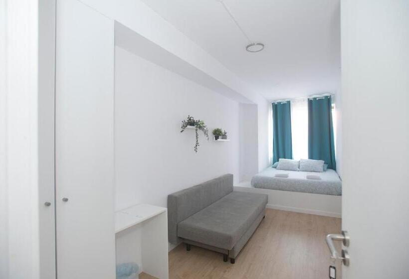 هاستل Porto Automatic