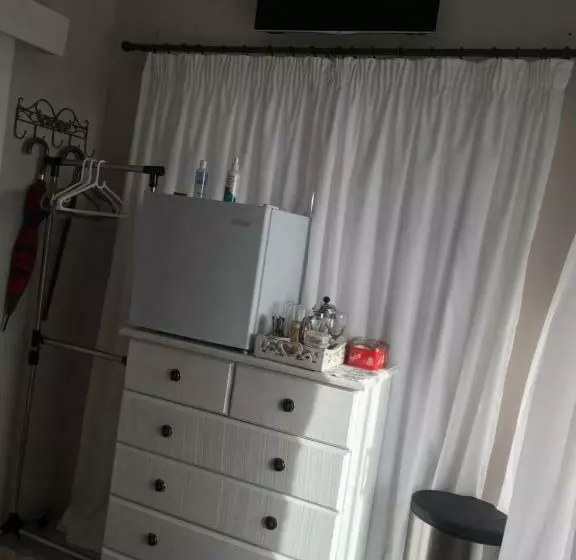 Aamiaismajoitus (B&B) House On The Hill Paradise Beach