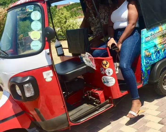 Aamiaismajoitus (B&B) House On The Hill Paradise Beach