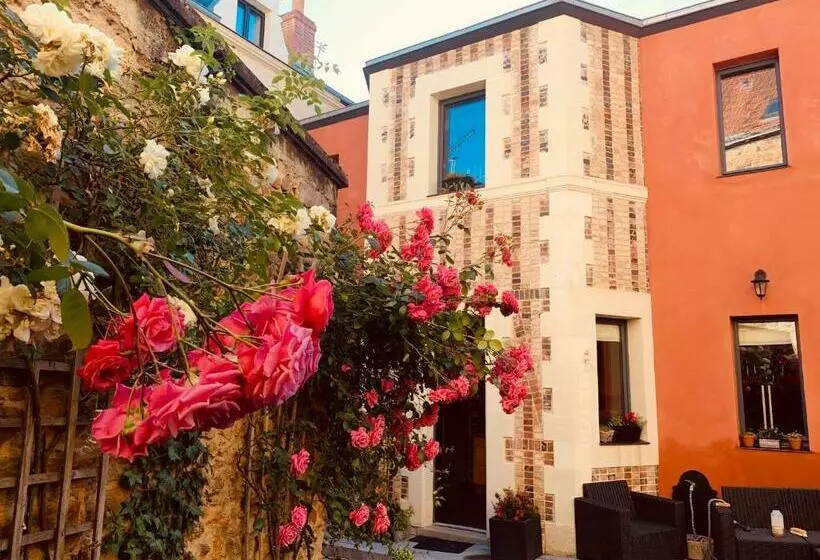 تختخواب و صبحانه L Atelier Planqué