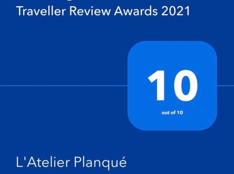 مبيت وإفطار L Atelier Planqué