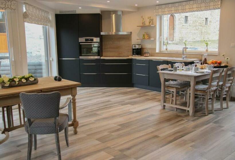 مبيت وإفطار La Petite Maison Dans La Cour