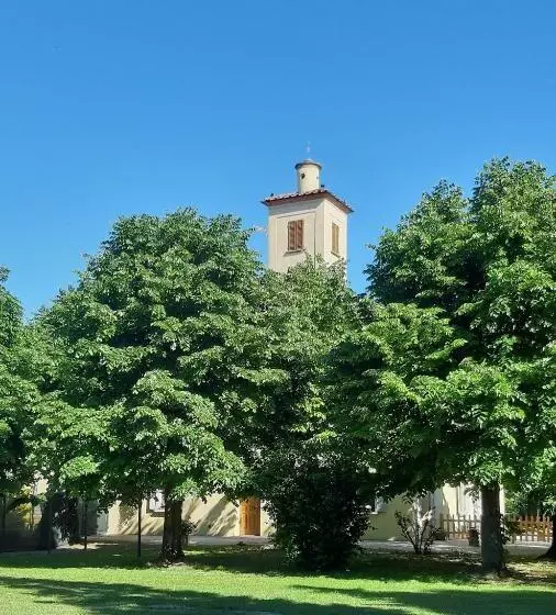 تختخواب و صبحانه La Torre Di Longara
