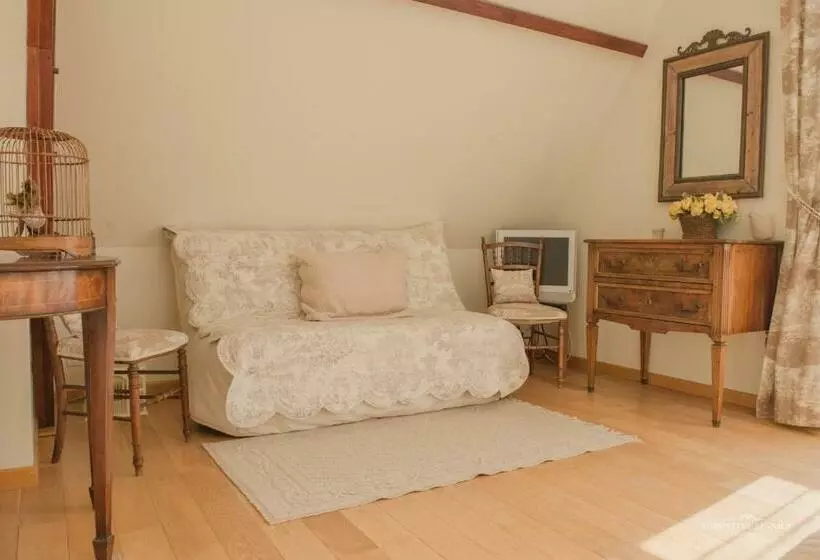 ベッドアンドブレックファースト Le Clos De L’ermitage