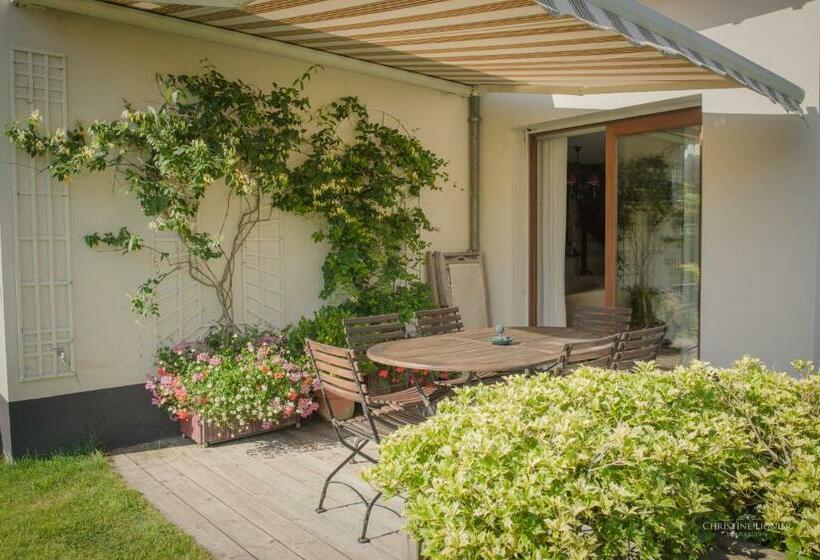 민박 Le Clos De L’ermitage