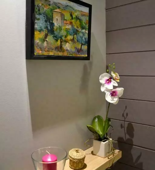 ベッドアンドブレックファースト Les Tamaris