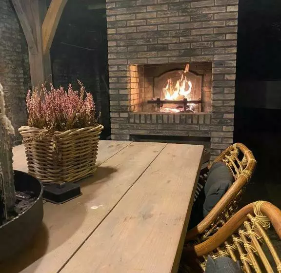 Aamiaismajoitus (B&B) Sjiek Basiliek