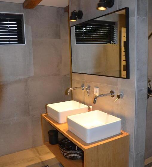 住宿加早餐 Sjiek Basiliek