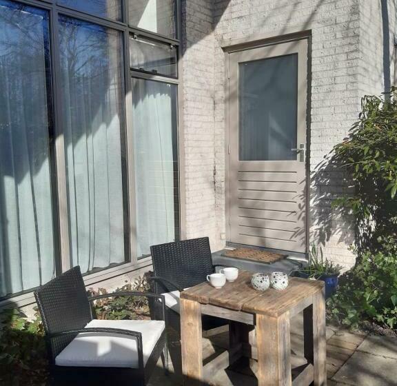 פנסיון Stad & Strand Studio