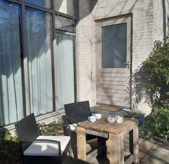 Majatalo Stad & Strand Studio