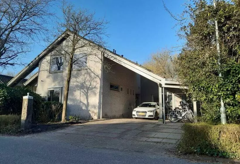 Majatalo Stad & Strand Studio