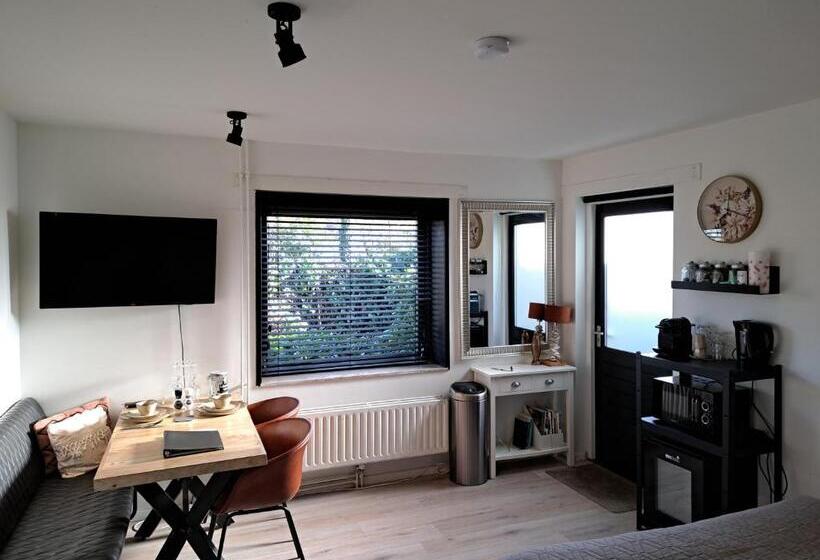 פנסיון Stad & Strand Studio