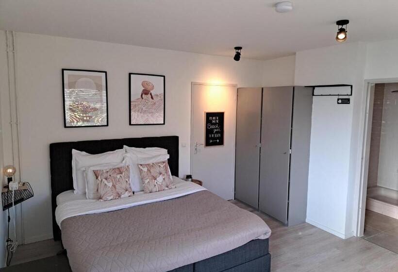 פנסיון Stad & Strand Studio