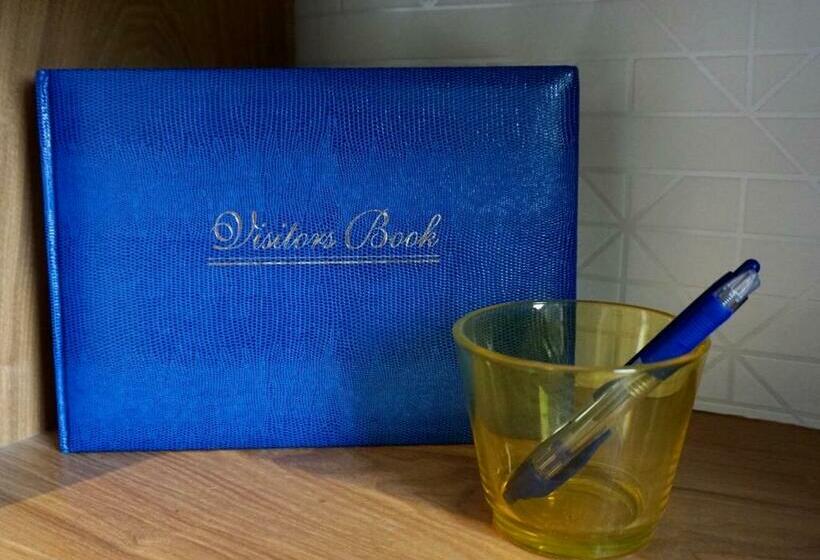 Пансион Whitelough Rest