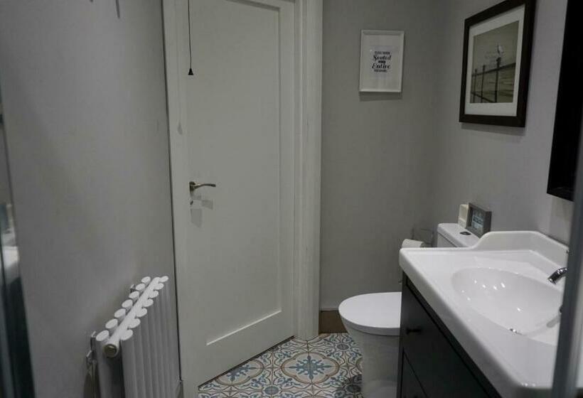 Пансион Whitelough Rest