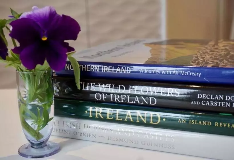 Majatalo Whitelough Rest