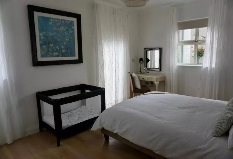 Majatalo Whitelough Rest