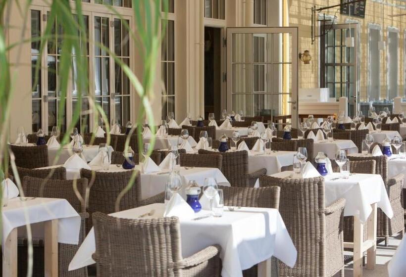 4 Sterne Superior Erlebnishotel Bell Rock, Europa Park Freizeitpark & Erlebnis Resort