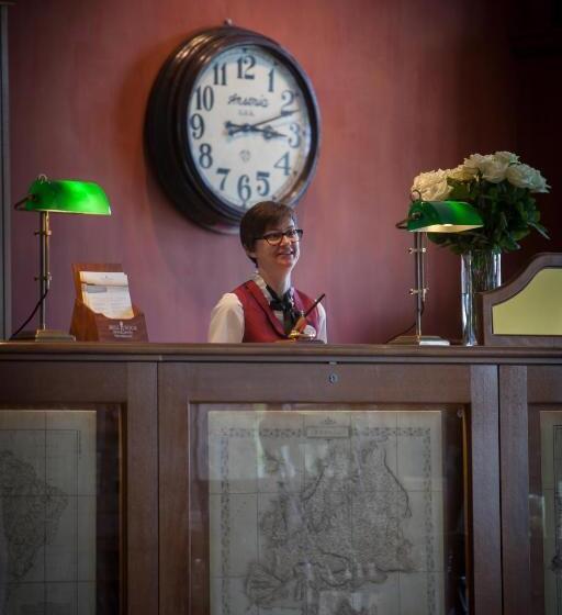 4 Sterne Superior Erlebnishotel Bell Rock, Europa Park Freizeitpark & Erlebnis Resort