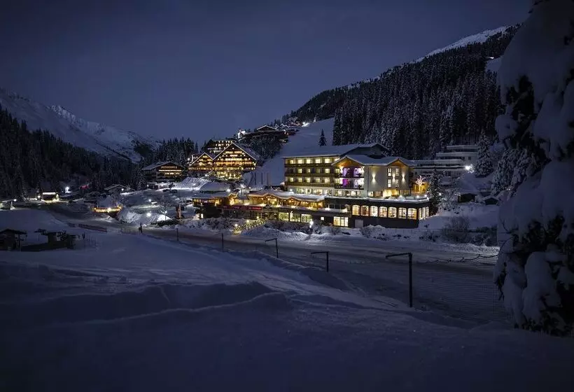 Berghotel Hochfügen