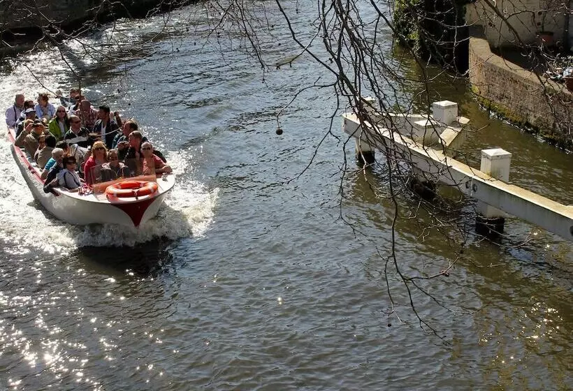 Canalview Hotel Ter Reien