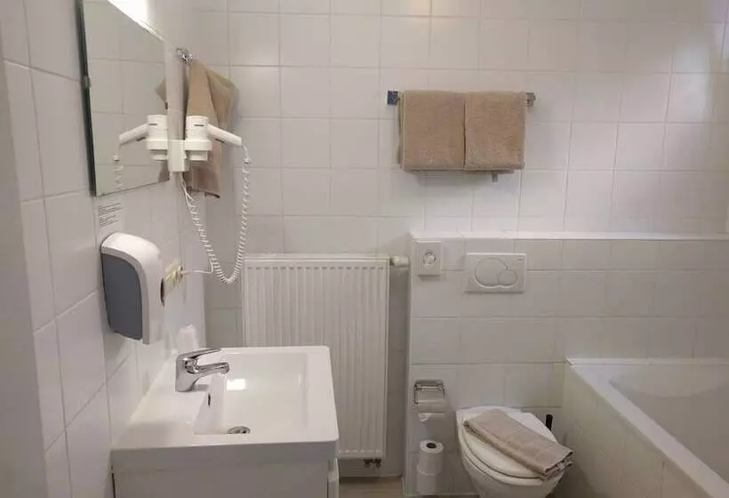 Canalview Hotel Ter Reien