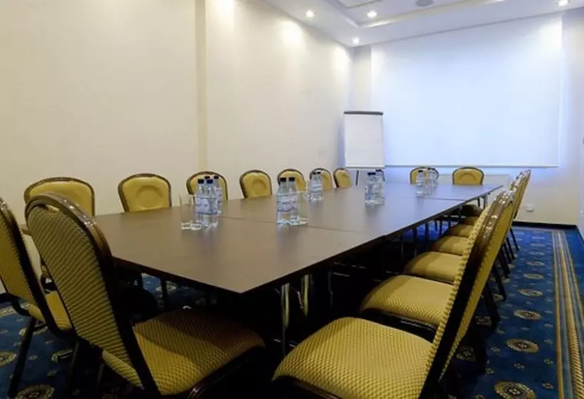 Отель Ambasador Centrum