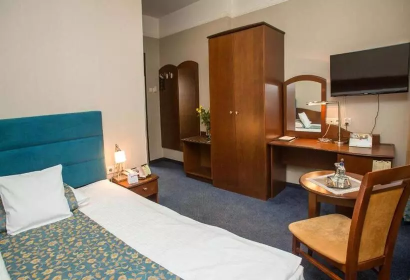 Отель Ambasadorski Rzeszów