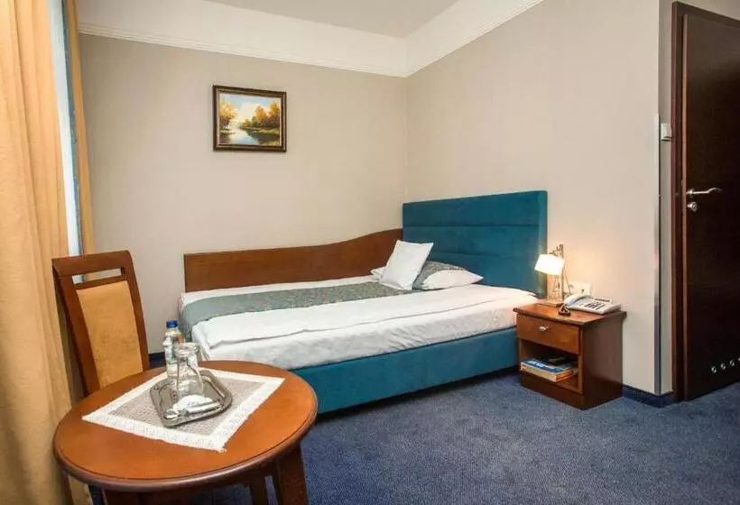 Отель Ambasadorski Rzeszów