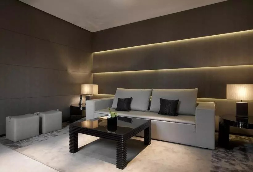 Armani Hotel Milano