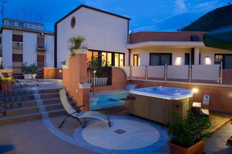 בית מלון כפרי Artemis