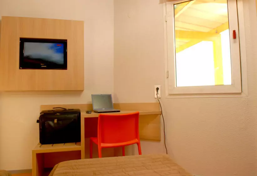 فندق Balladins Chilly Mazarin